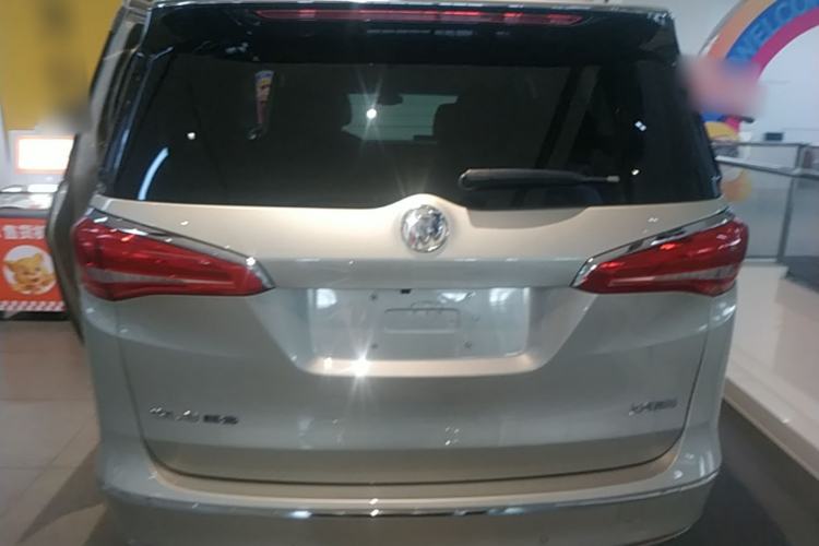 Used Buick GL8 2017 ES 28T Luxury Model China V Standard Rear