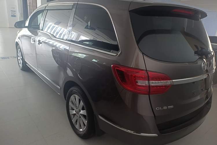 Used Buick GL8 2017 25S Prestige Version China V Standard Rear Left 45 Deg