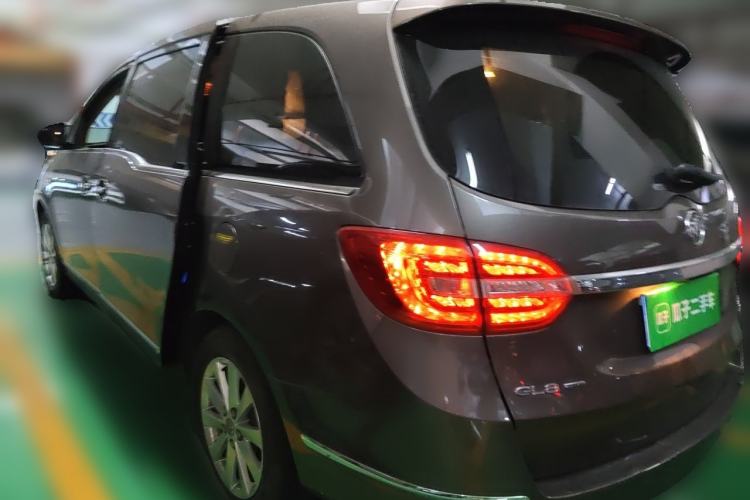 Used Buick GL8 2017 25S Prestige Version China V Standard Rear Left 45 Deg