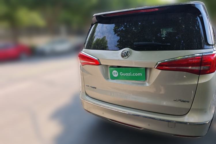 Used Buick GL8 2017 ES 28T Comfort Model China V Standard Rear