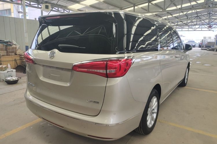 Used Buick GL8 2017 ES 28T Premium Version China V Standard Rear Right 45 Deg