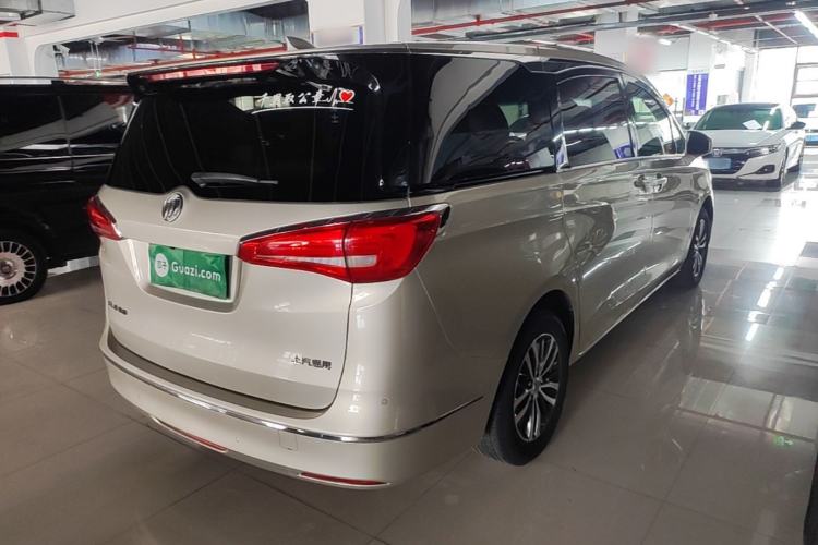 Used Buick GL8 2017 ES 28T Luxury Model China V Standard Rear Right 45 Deg