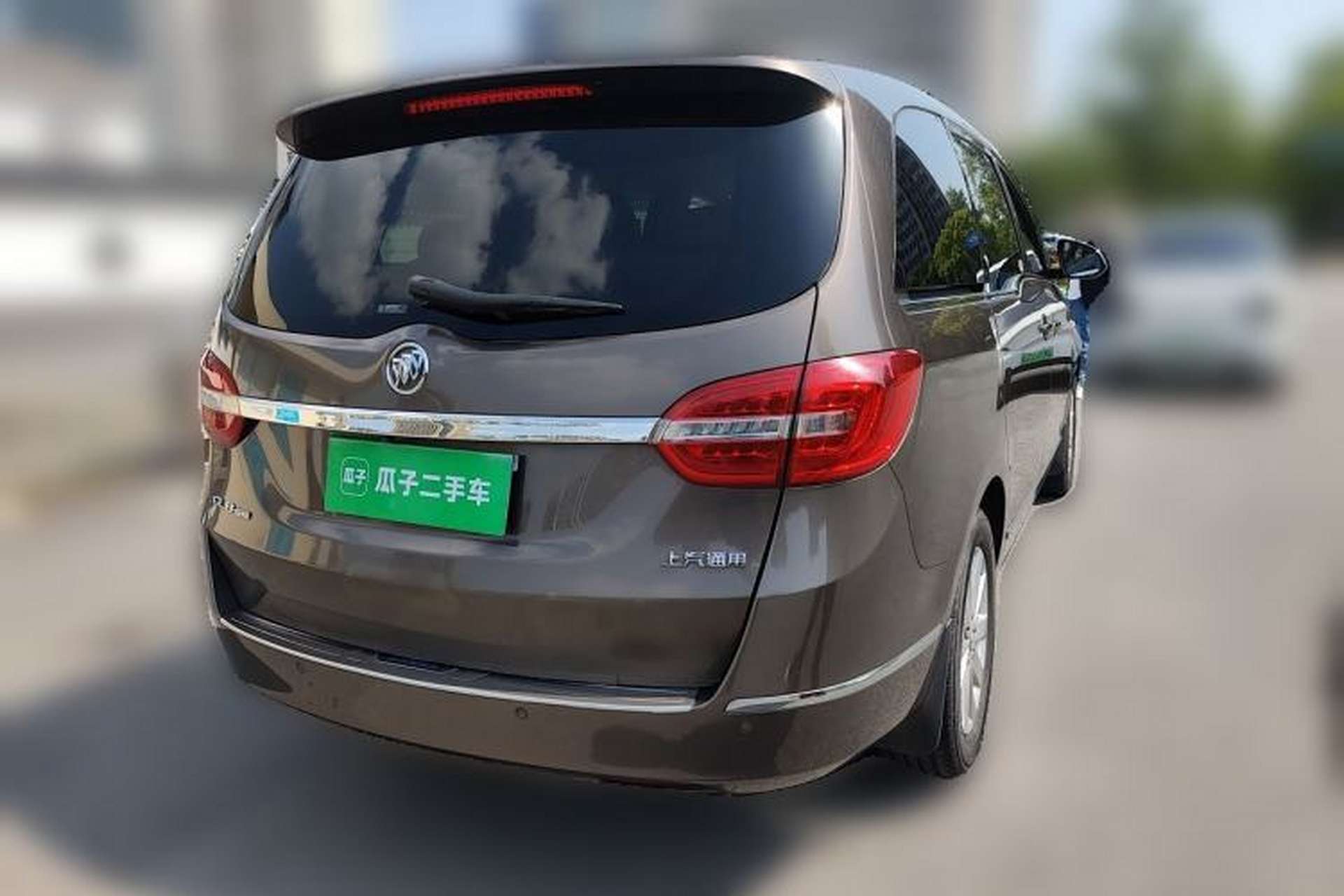 Used Buick GL8 2017 25S Prestige Version China V Standard Rear Right 45 Deg