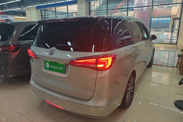 Used Buick GL8 2017 ES 28T Luxury Model China V Standard Rear Right 45 Deg
