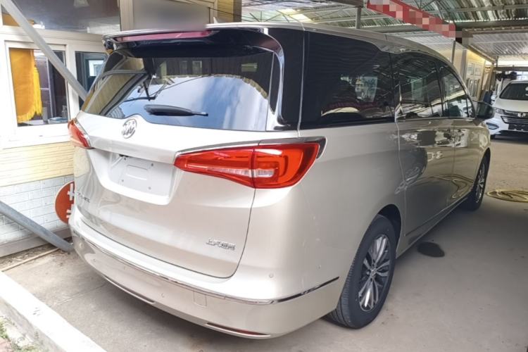 Used Buick GL8 2017 ES 28T Flagship Model China V Standard Rear Right 45 Deg