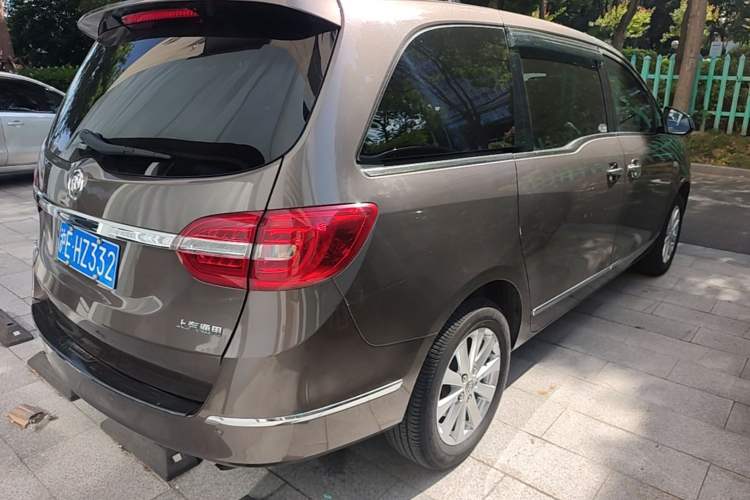 Used Buick GL8 2017 25S Prestige Version China V Standard Rear Right 45 Deg