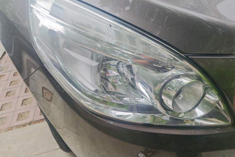 Used Buick GL8 2017 25S Luxury Version China V Standard Right Front Headlight