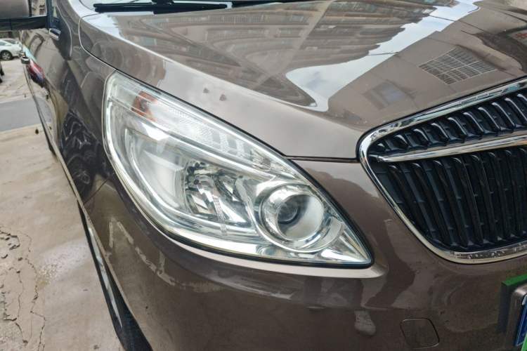 Used Buick GL8 2017 25S Luxury Version China V Standard Right Front Headlight
