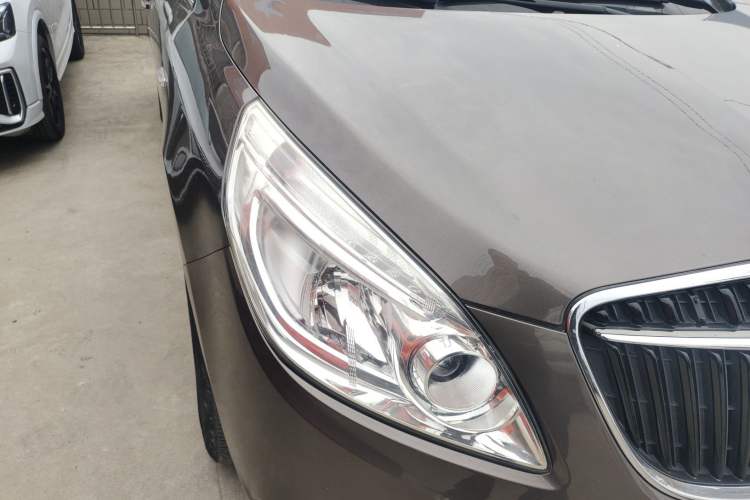 Used Buick GL8 2017 25S Comfort Version China V Standard Right Front Headlight