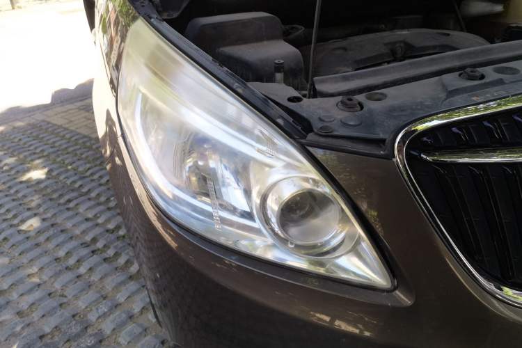 Used Buick GL8 2017 25S Luxury Version China V Standard Right Front Headlight
