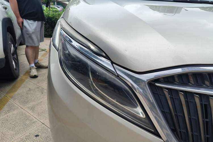 Used Buick GL8 2017 ES 28T Luxury Model China V Standard Right Front Headlight