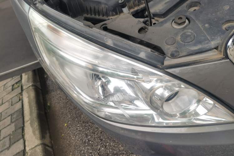 Used Buick GL8 2017 25S Luxury Version China V Standard Right Front Headlight
