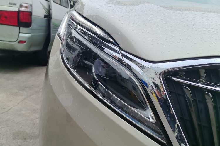 Used Buick GL8 2017 ES 28T Premium Version China V Standard Right Front Headlight