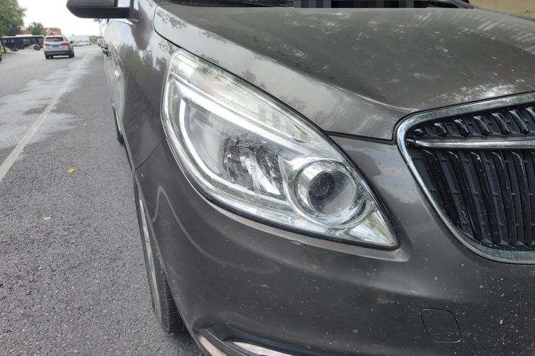 Used Buick GL8 2017 25S Luxury Version China V Standard Right Front Headlight