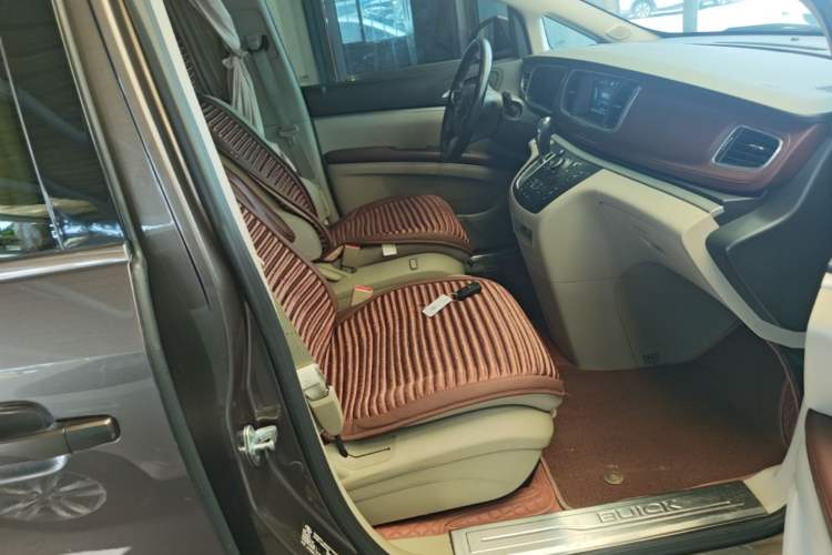 Used Buick GL8 2017 25S Comfort Version China V Standard Right Front Seat