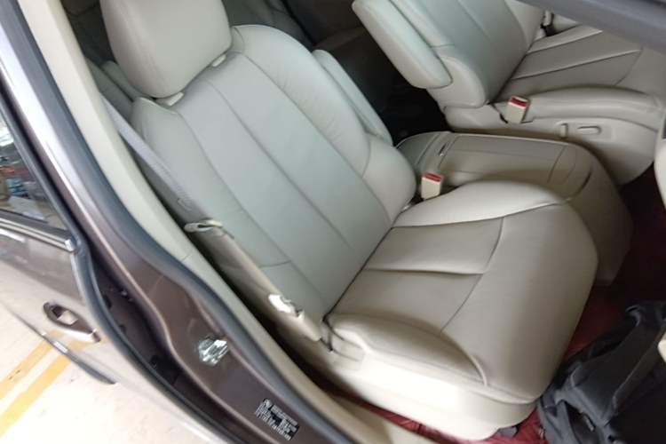 Used Buick GL8 2017 25S Prestige Version China V Standard Right Front Seat