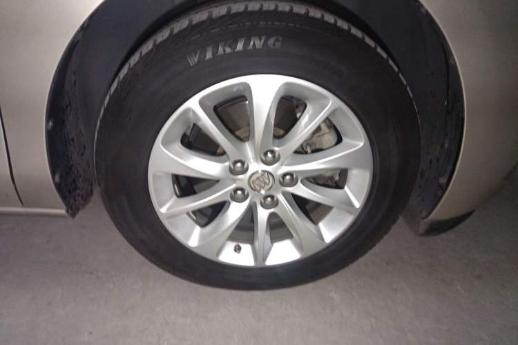 Used Buick GL8 2017 ES 28T Premium Version China V Standard Right Front Wheel Hub