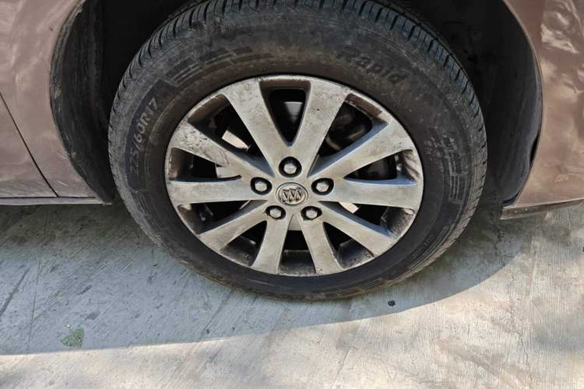 Used Buick GL8 2017 25S Comfort Version China V Standard Right Front Wheel Hub
