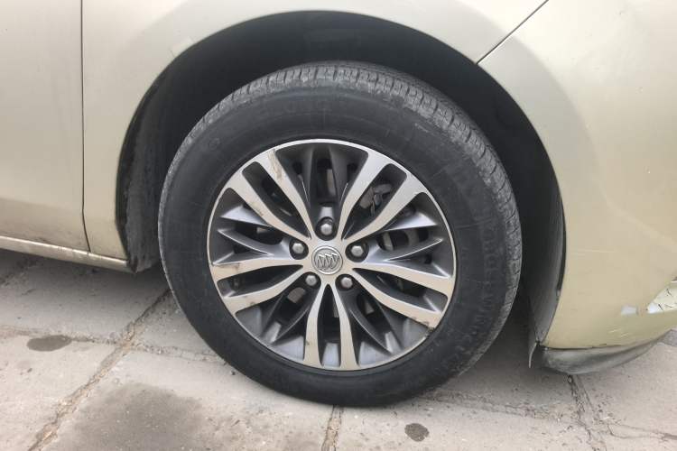 Used Buick GL8 2017 ES 28T Luxury Model China V Standard Right Front Wheel Hub