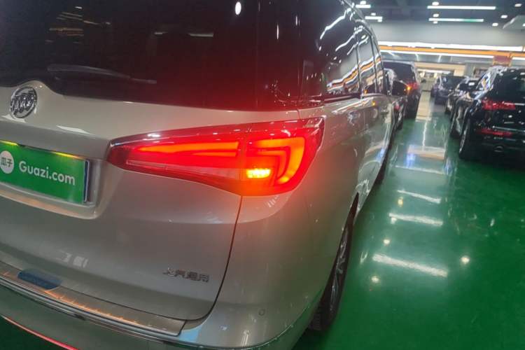 Used Buick GL8 2017 ES 28T Luxury Model China V Standard Right Rear Taillight