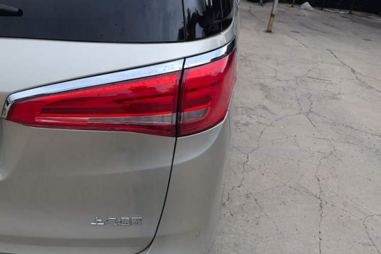 Used Buick GL8 2017 ES 28T Comfort Model China V Standard Right Rear Taillight