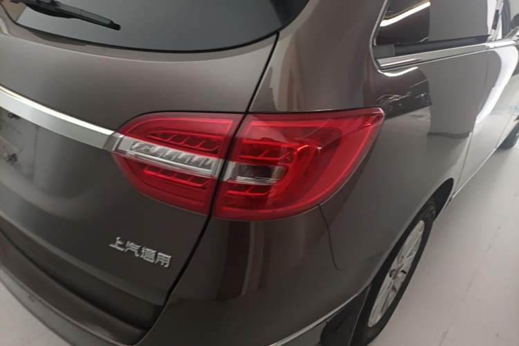 Used Buick GL8 2017 25S Prestige Version China V Standard Right Rear Taillight