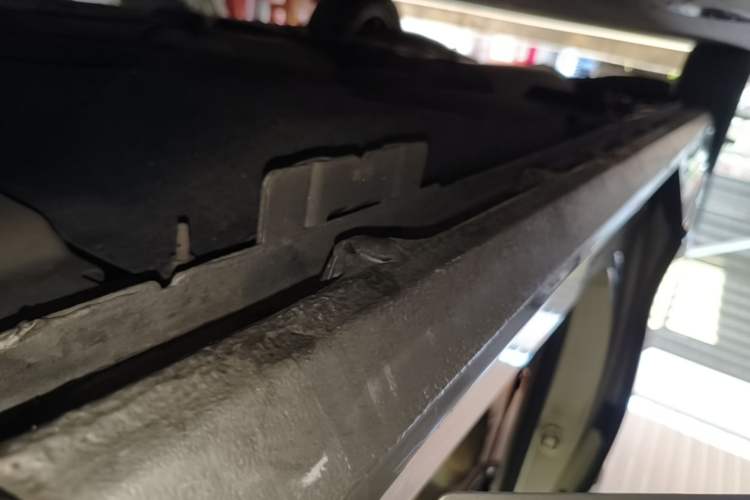 Used Buick GL8 2017 ES 28T Flagship Model China V Standard Right Side Sill