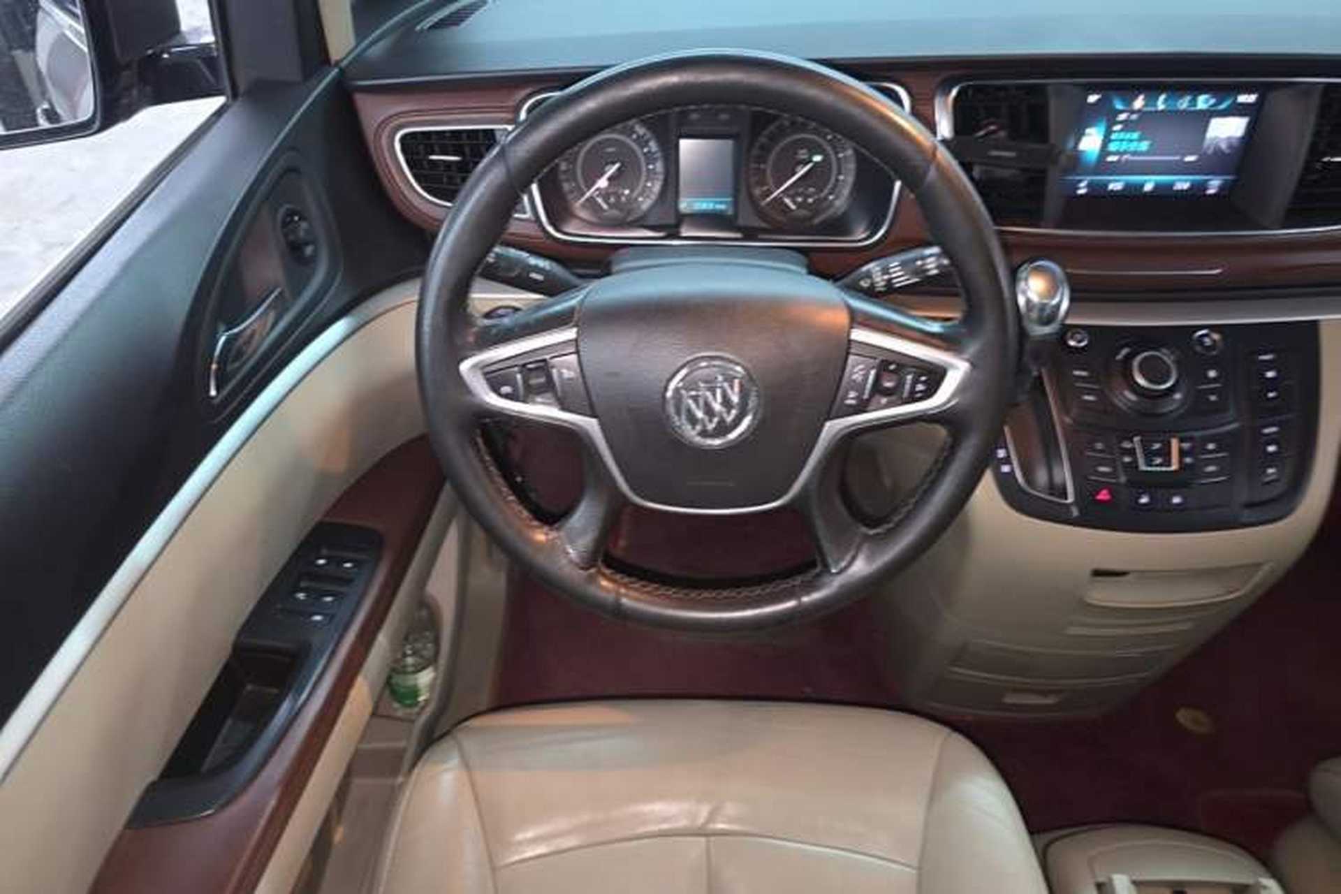 Used Buick GL8 2017 25S Luxury Version China V Standard Steering Wheel