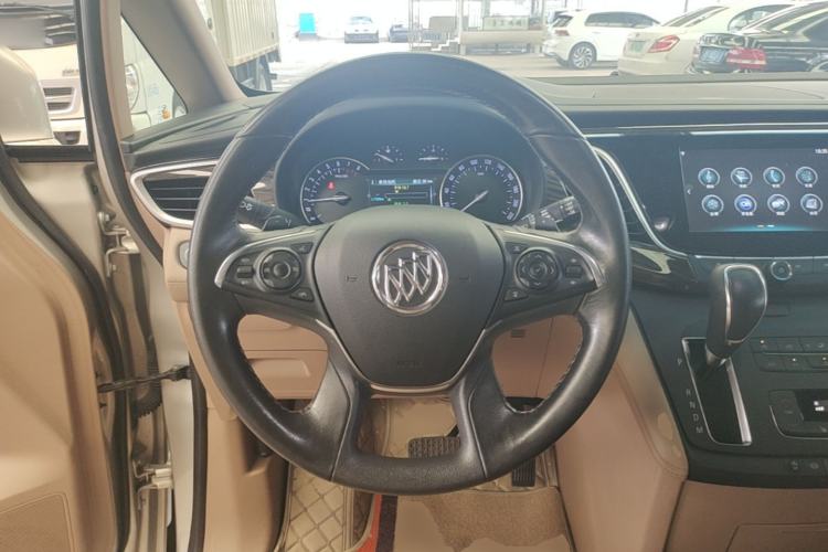 Used Buick GL8 2017 ES 28T Premium Version China V Standard Steering Wheel