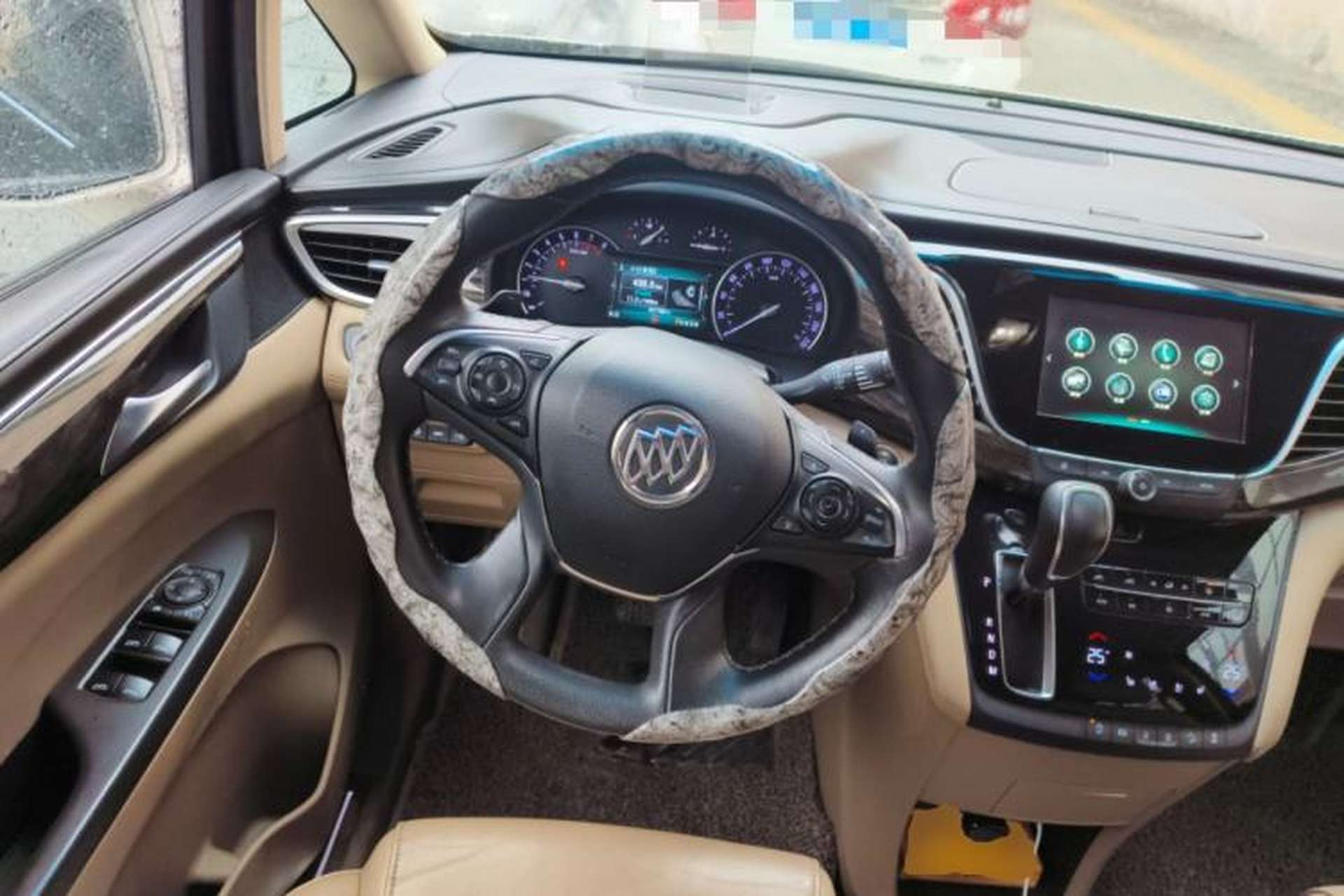 Used Buick GL8 2017 ES 28T Flagship Model China V Standard Steering Wheel