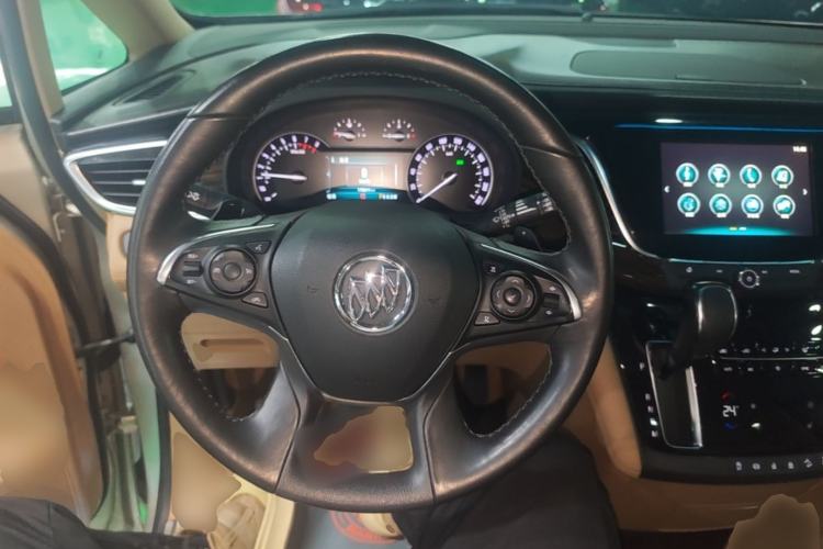 Used Buick GL8 2017 ES 28T Luxury Model China V Standard Steering Wheel