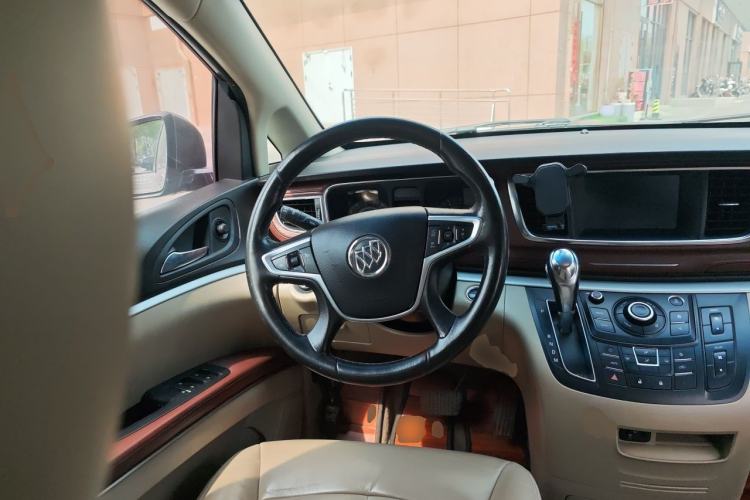 Used Buick GL8 2017 25S Luxury Version China V Standard Steering Wheel