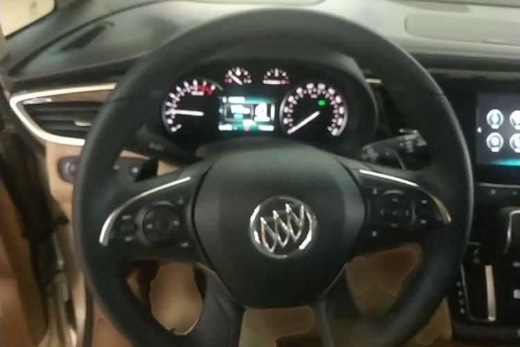 Used Buick GL8 2017 ES 28T Luxury Model China V Standard Steering Wheel