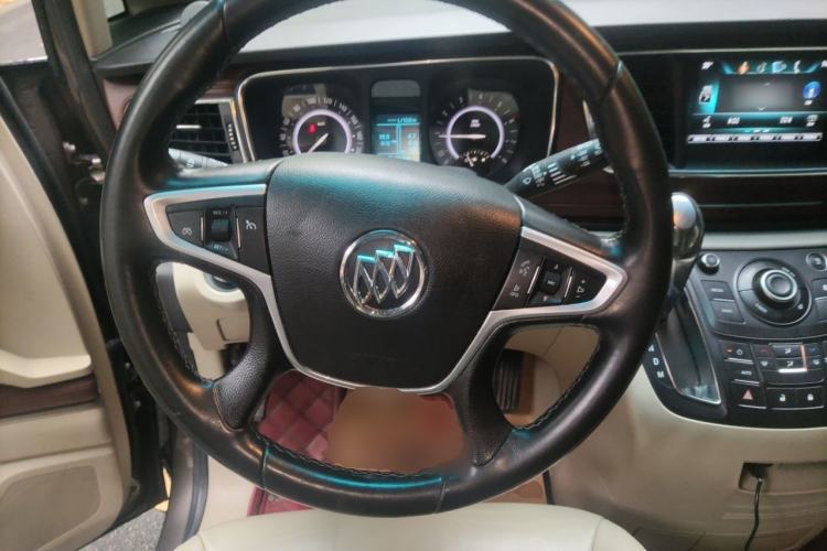 Used Buick GL8 2017 25S Luxury Version China V Standard Steering Wheel