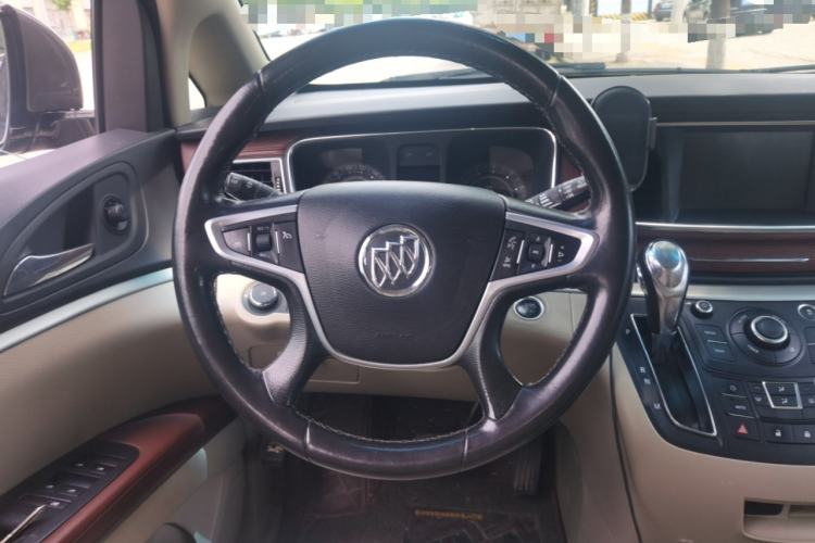 Used Buick GL8 2017 25S Luxury Version China V Standard Steering Wheel