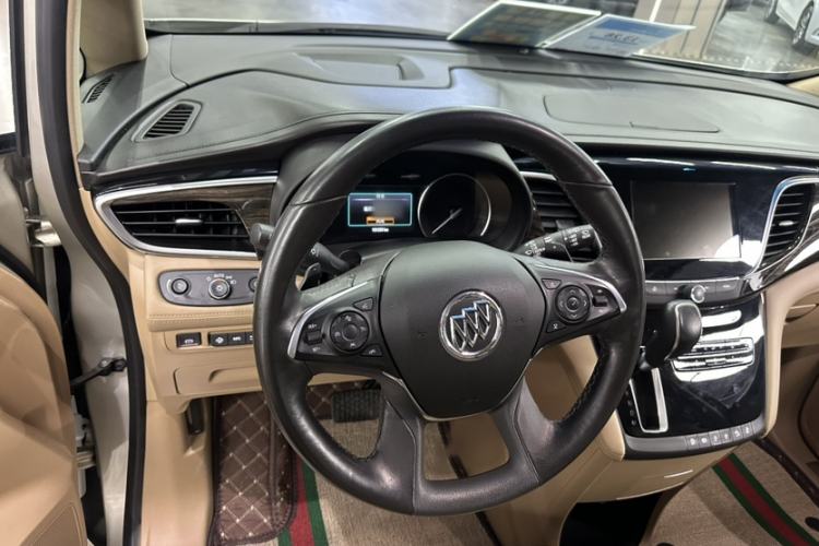 Used Buick GL8 2017 ES 28T Flagship Model China V Standard Steering Wheel