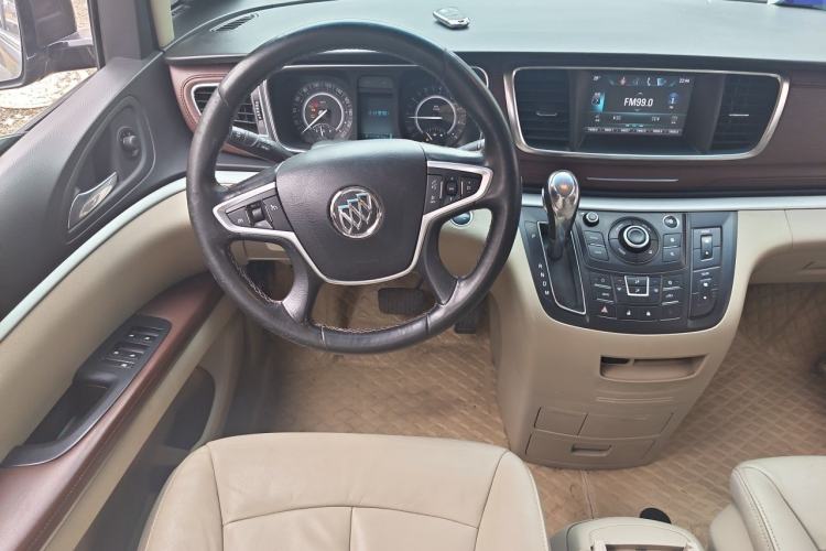 Used Buick GL8 2017 25S Luxury Version China V Standard Steering Wheel