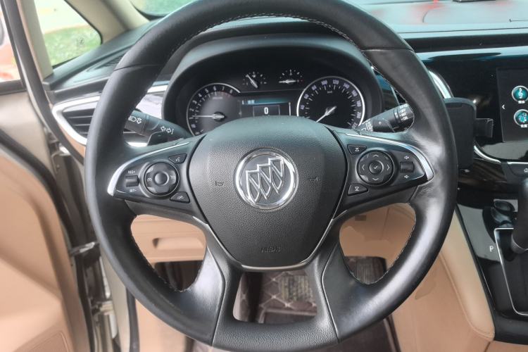 Used Buick GL8 2017 ES 28T Luxury Model China V Standard Steering Wheel