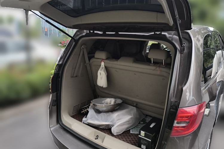 Used Buick GL8 2017 25S Luxury Version China V Standard Trunk