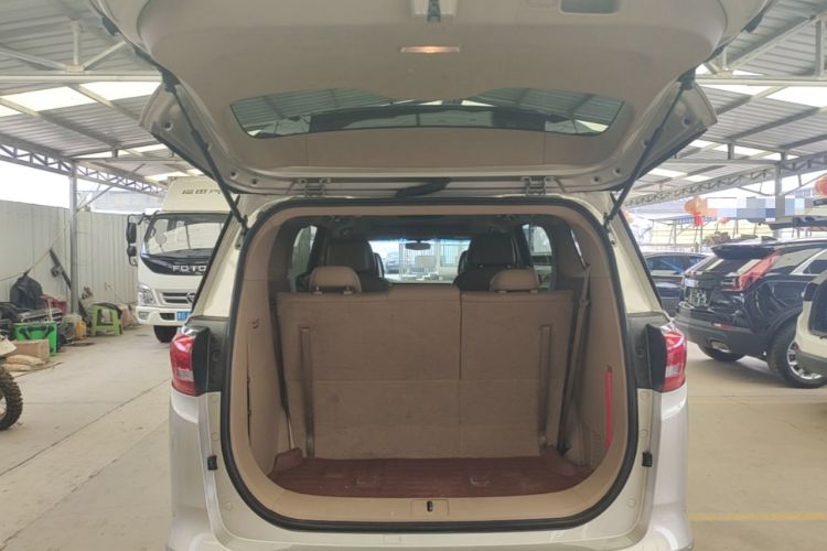 Used Buick GL8 2017 ES 28T Premium Version China V Standard Trunk