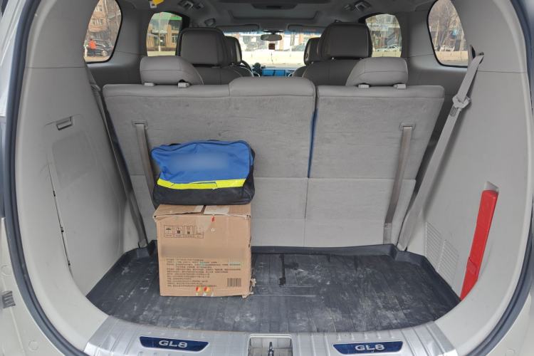 Used Buick GL8 2017 ES 28T Comfort Model China V Standard Trunk