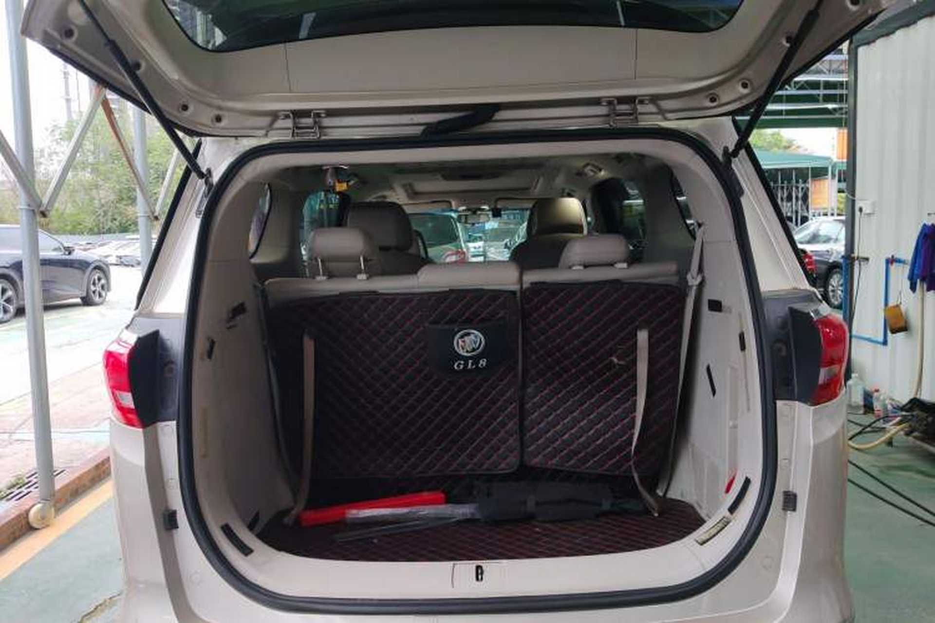 Used Buick GL8 2017 ES 28T Comfort Model China V Standard Trunk