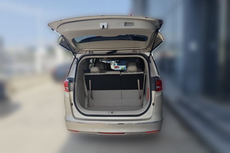 Used Buick GL8 2017 ES 28T Comfort Model China V Standard Trunk