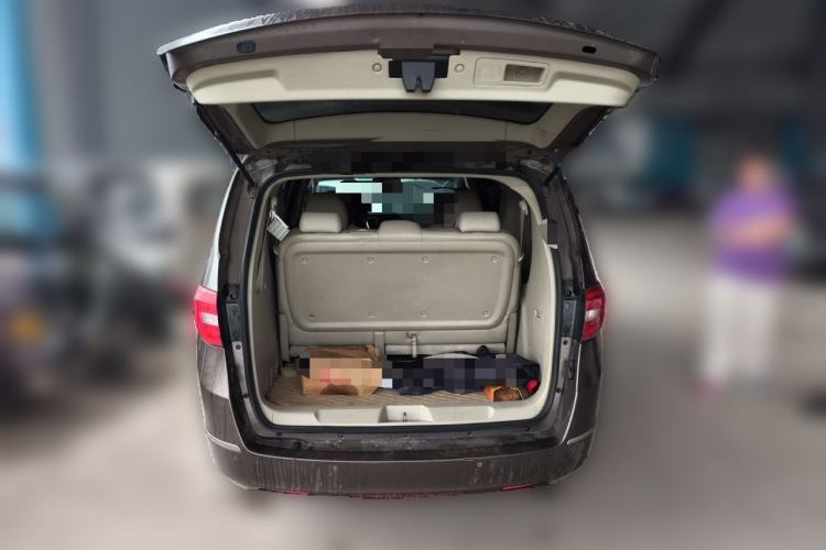 Used Buick GL8 2017 25S Luxury Version China V Standard Trunk