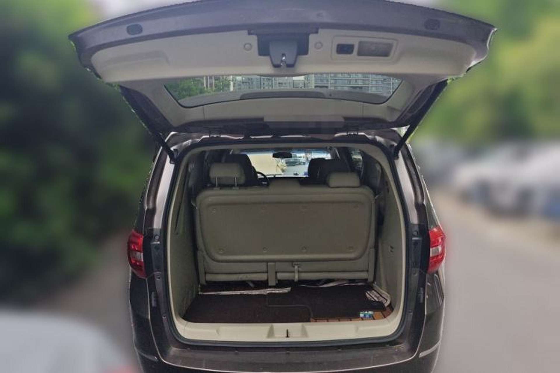 Used Buick GL8 2017 25S Luxury Version China V Standard Trunk