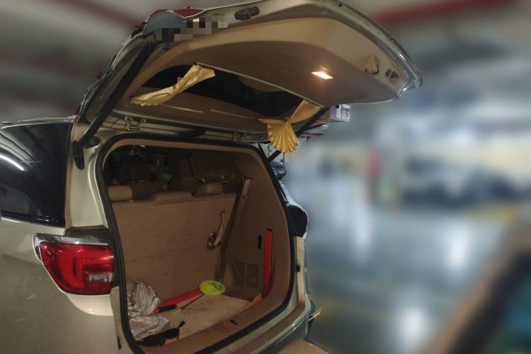 Used Buick GL8 2017 ES 28T Flagship Model China V Standard Trunk