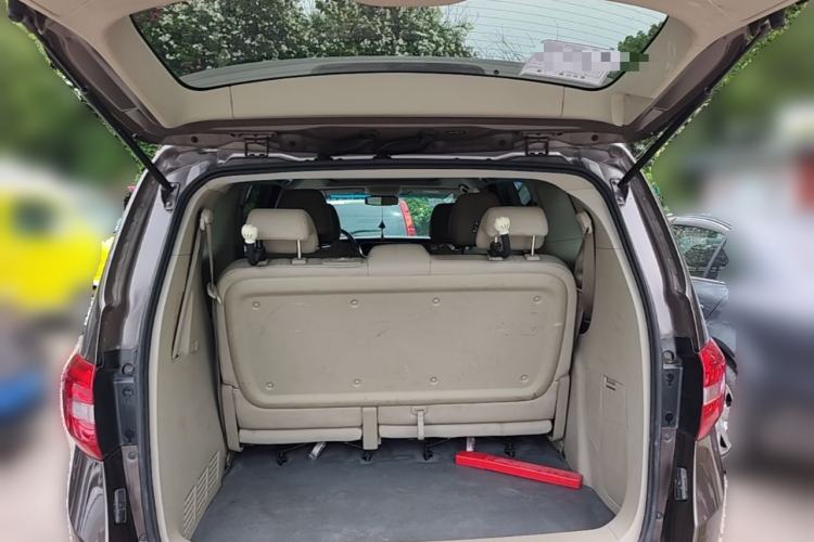 Used Buick GL8 2017 25S Luxury Version China V Standard Trunk