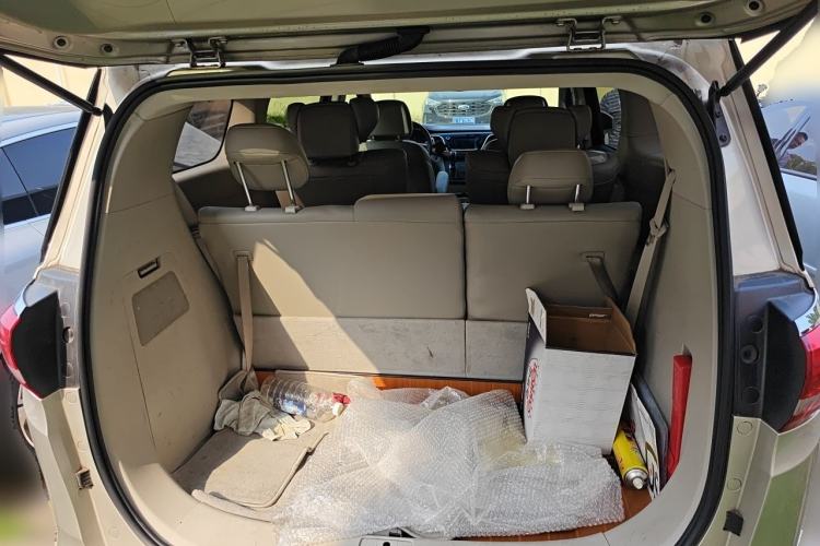 Used Buick GL8 2017 ES 28T Comfort Model China V Standard Trunk