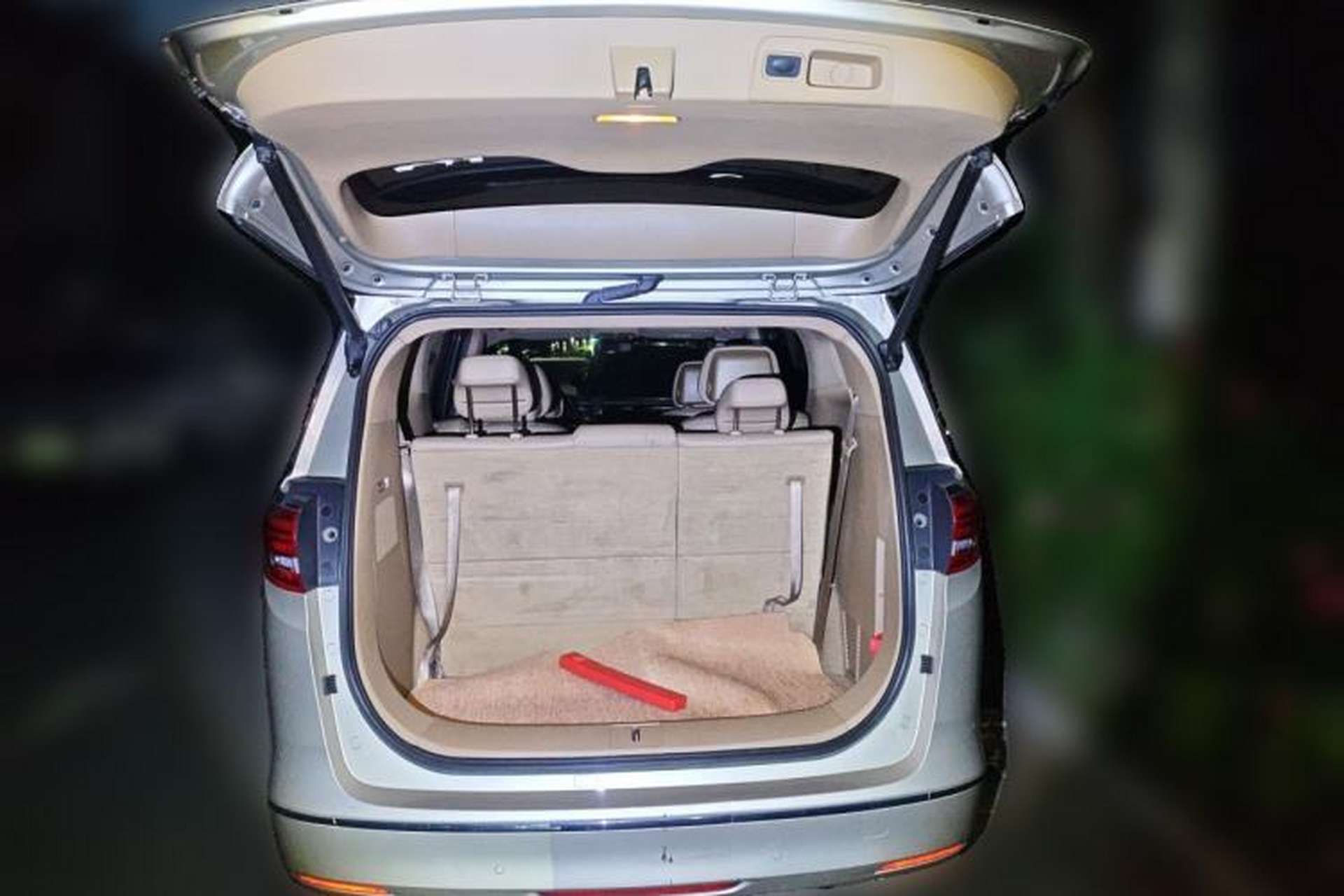Used Buick GL8 2017 ES 28T Luxury Model China V Standard Trunk