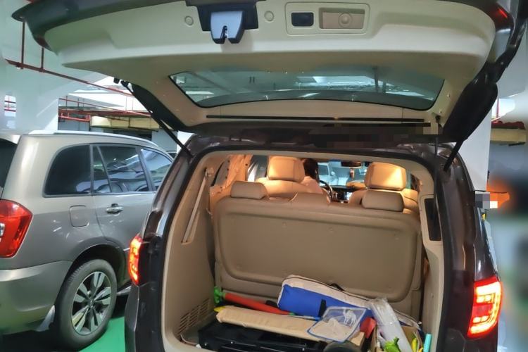 Used Buick GL8 2017 25S Prestige Version China V Standard Trunk